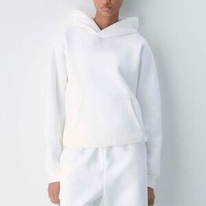 Aritzia TNA sweatfleece cozy fleece hoodie white perfect fit medium